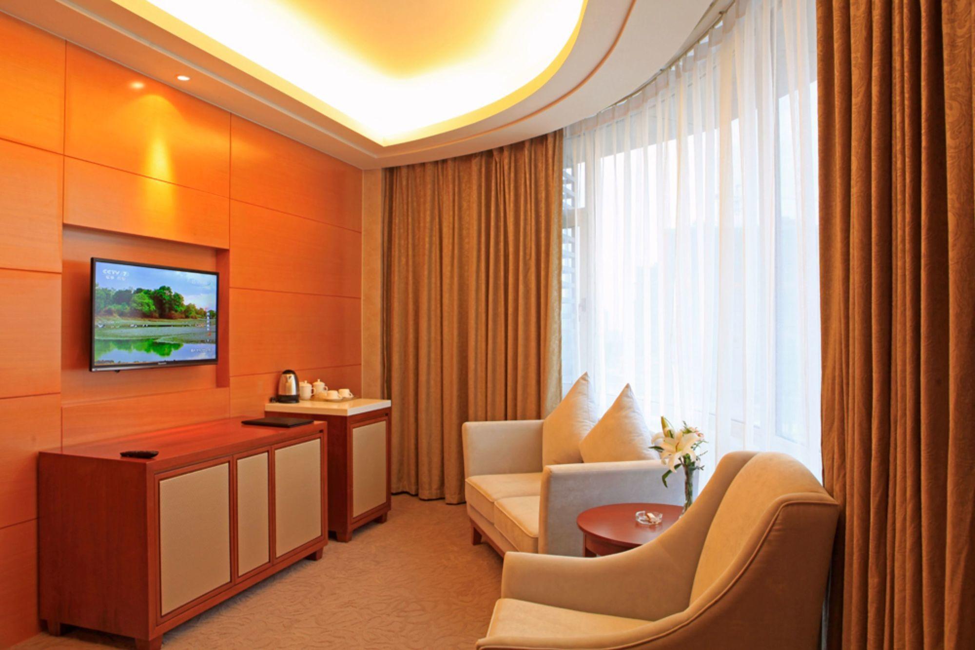 Suzhou Joy Holiday Hotel Екстериор снимка